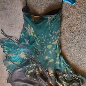 Green silk skirt with beautiful print